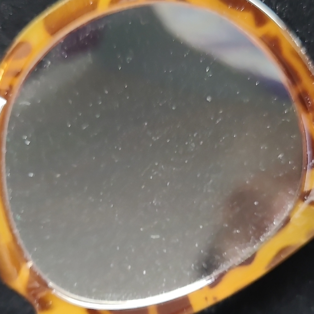 Tortoise Shell Pattern Glasses - Picture 8 of 8
